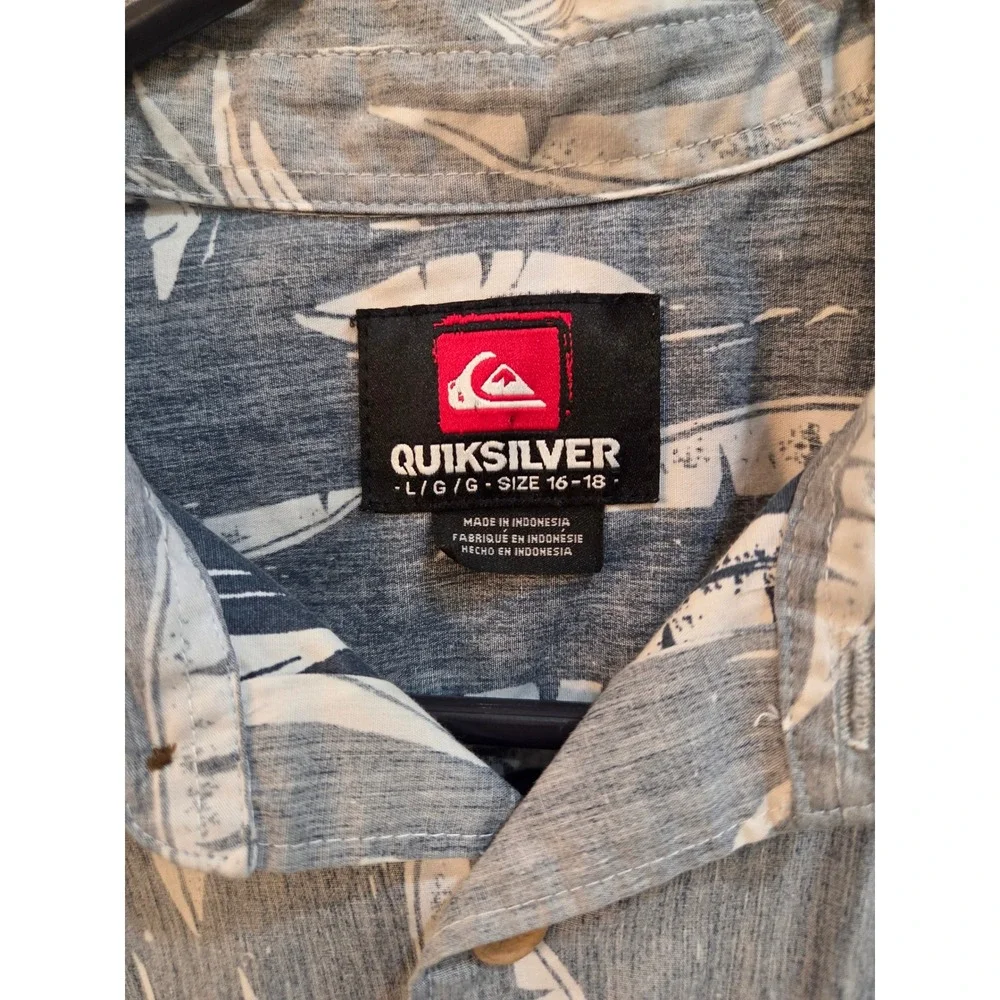Quiksilver Boys Grey Palm Tree Surfboard Button Down Shirt Size Large 16-18